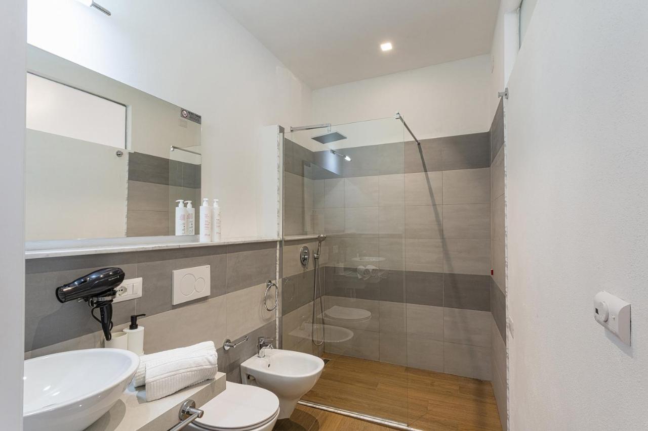 Family Flat In The City Center By Wonderful Italy Genoa Ngoại thất bức ảnh